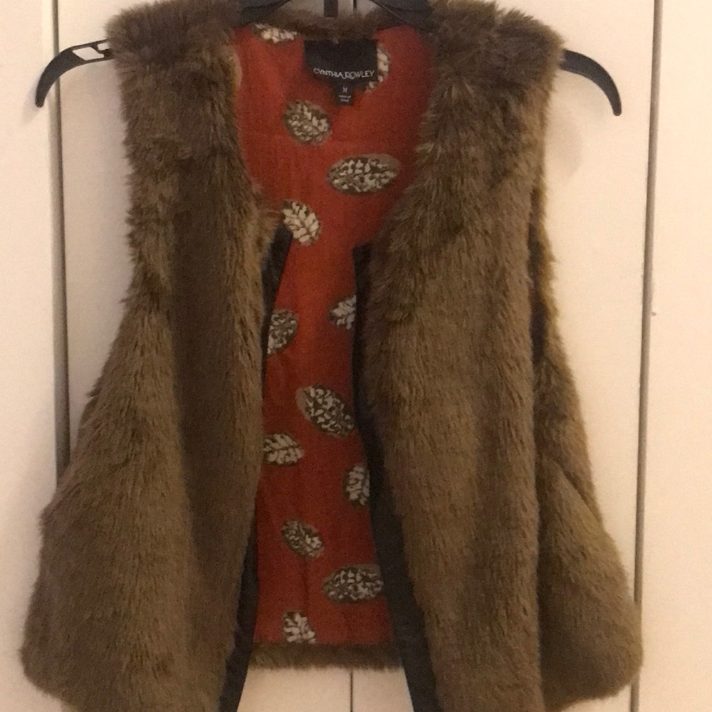 Fur vest